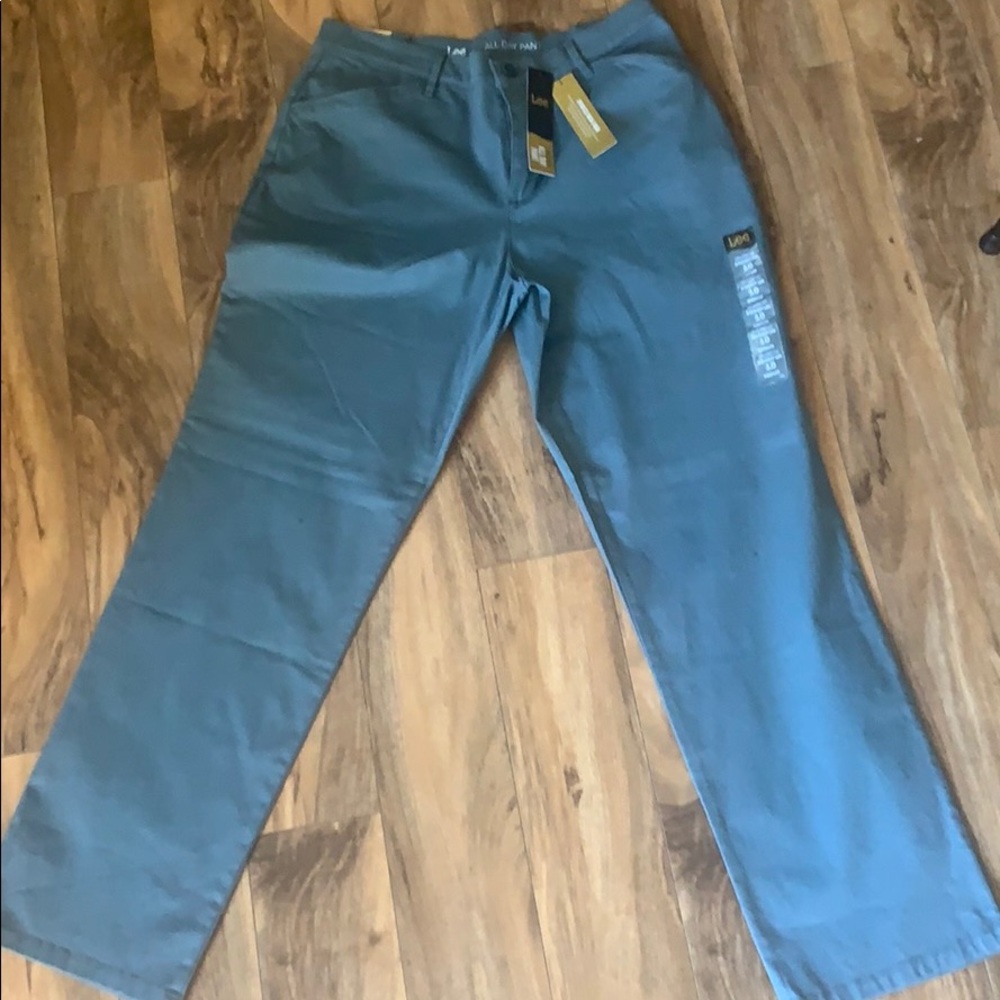 New!! Lee Jeans
